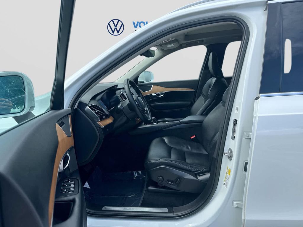 2023 Volvo XC90 B6 PLUS 6-SEATER 照片 2