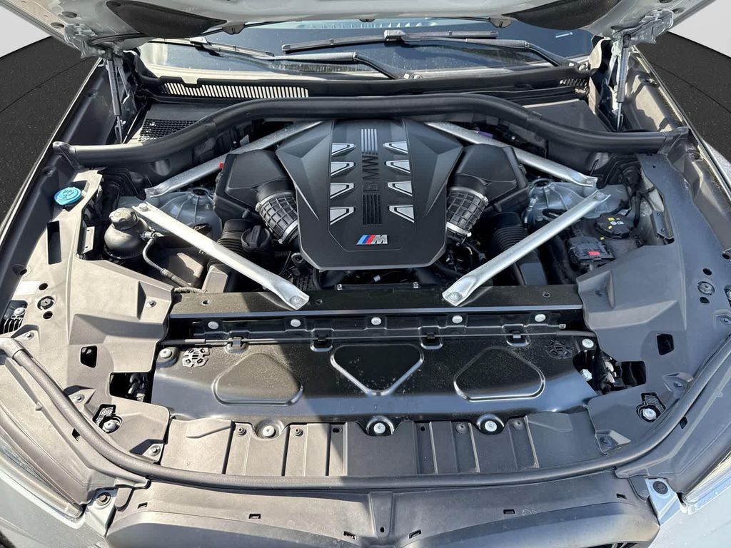 صورة مصغرة 21 لـ 2024 BMW X5 M60I