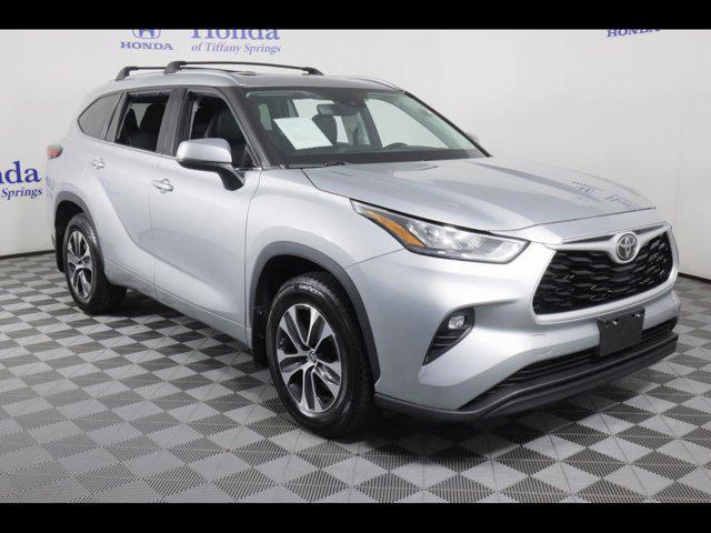 Used 2020 Toyota Highlander XLE