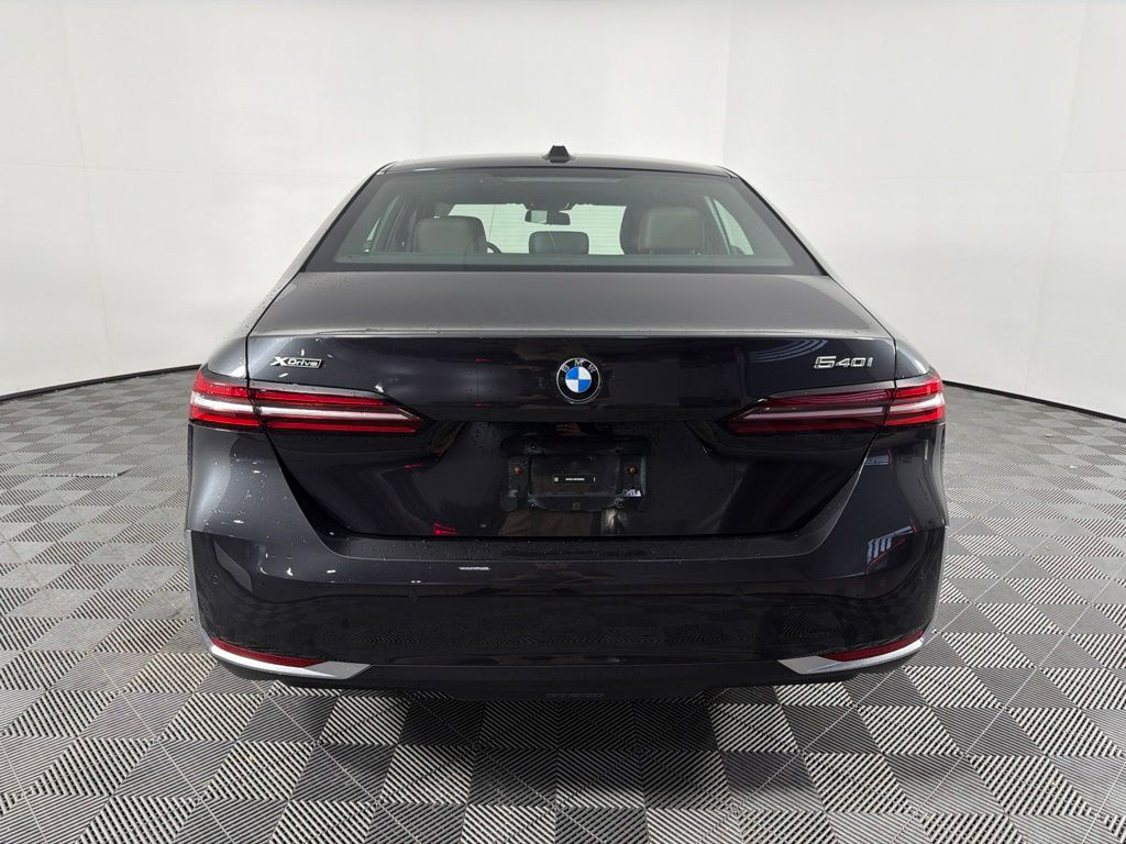 صورة 6 لـ 2024 BMW 540 540I XDRIVE