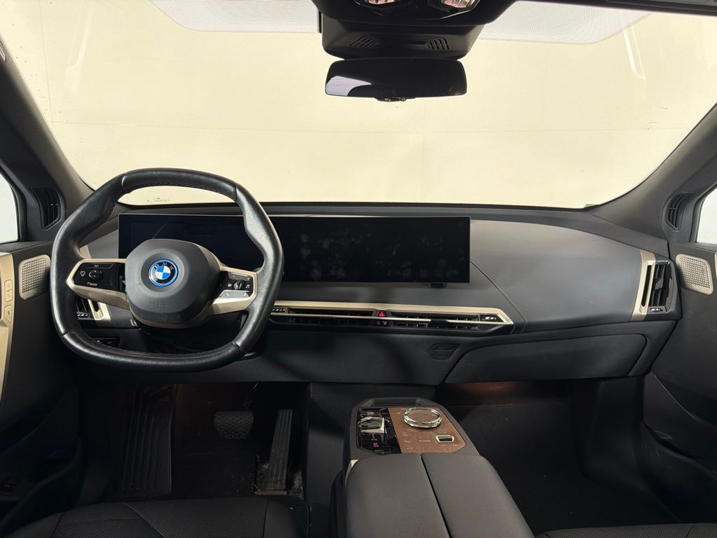 صورة مصغرة 18 لـ 2024 BMW IX M60