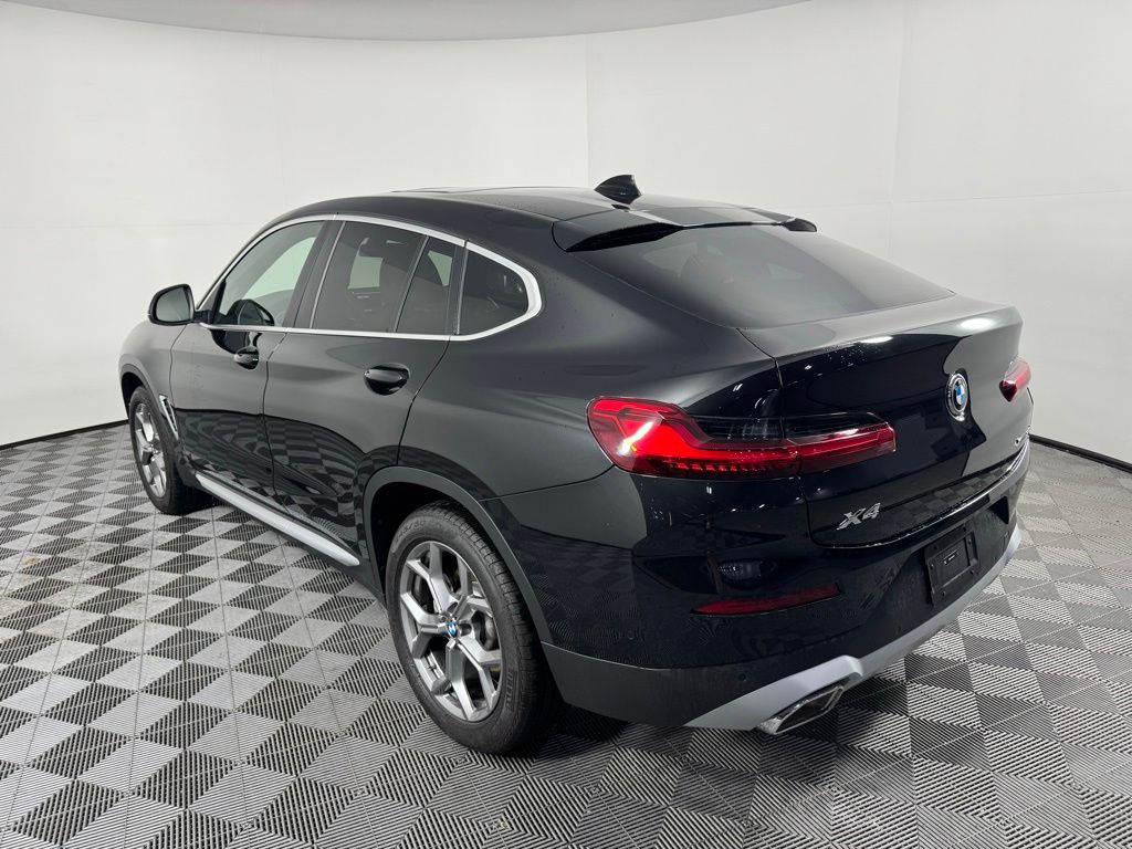 صورة 7 لـ 2025 BMW X4 XDRIVE30I
