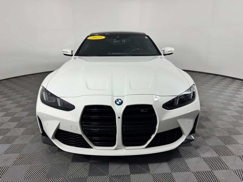 صورة 4 لـ 2025 BMW M4 COMPETITION