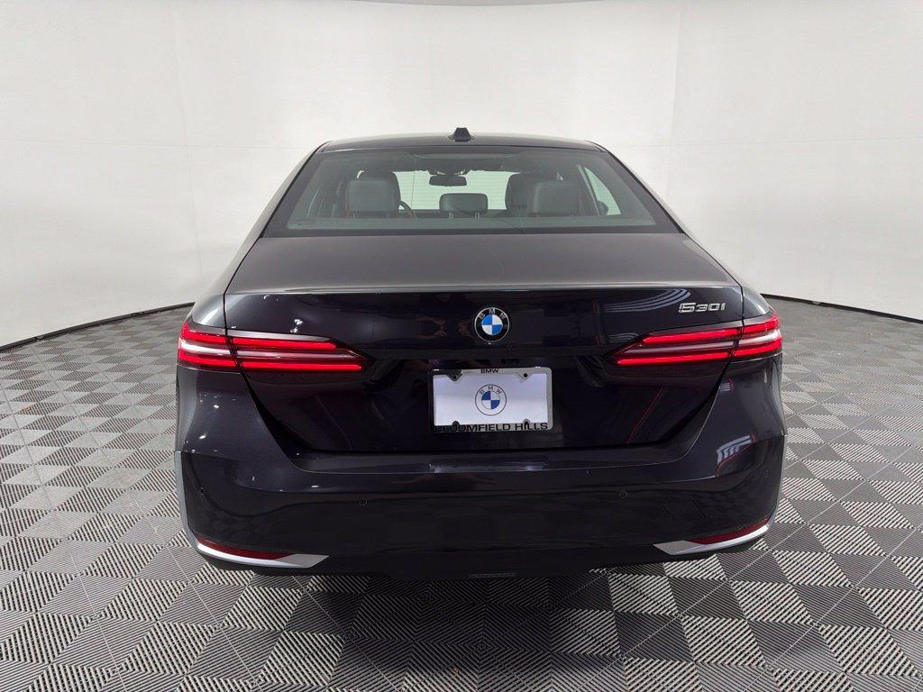 صورة 6 لـ 2024 BMW 530 I
