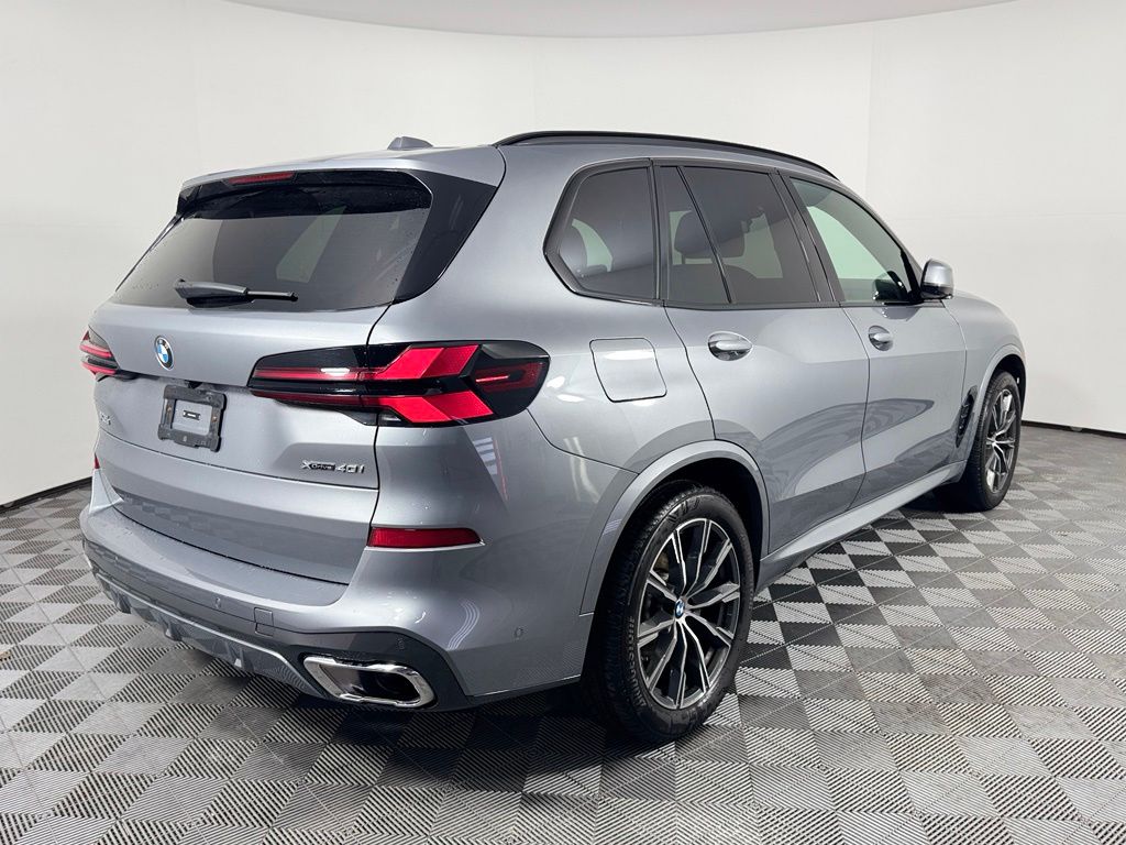 صورة 5 لـ 2026 BMW X5 XDRIVE40I