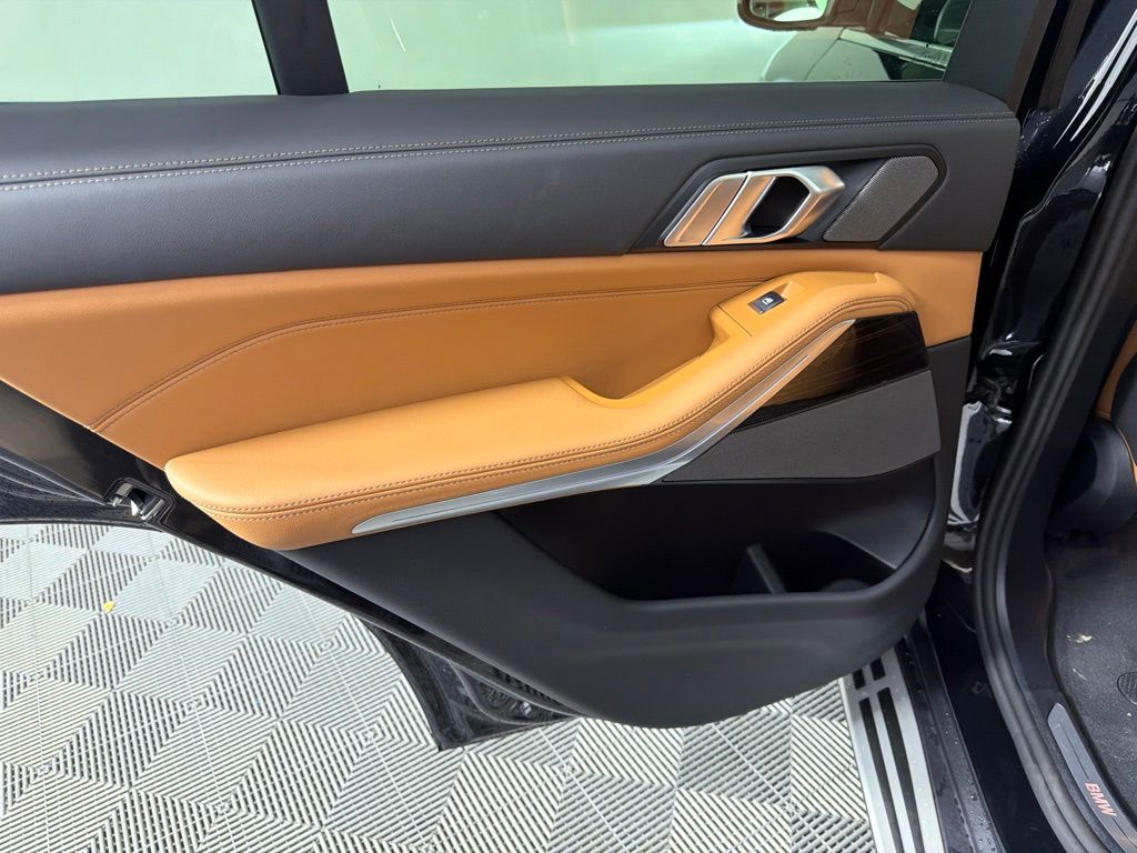 صورة مصغرة 15 لـ 2026 BMW X5 XDRIVE40I