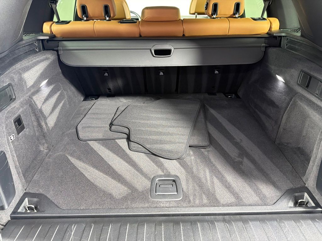 صورة مصغرة 14 لـ 2026 BMW X5 XDRIVE40I