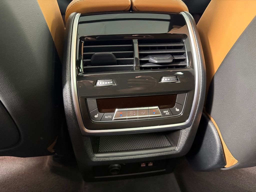 صورة مصغرة 17 لـ 2026 BMW X5 XDRIVE40I
