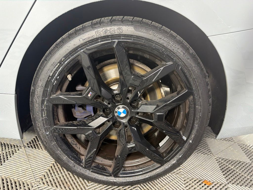 2025 BMW 330 330I XDRIVE — фото 9