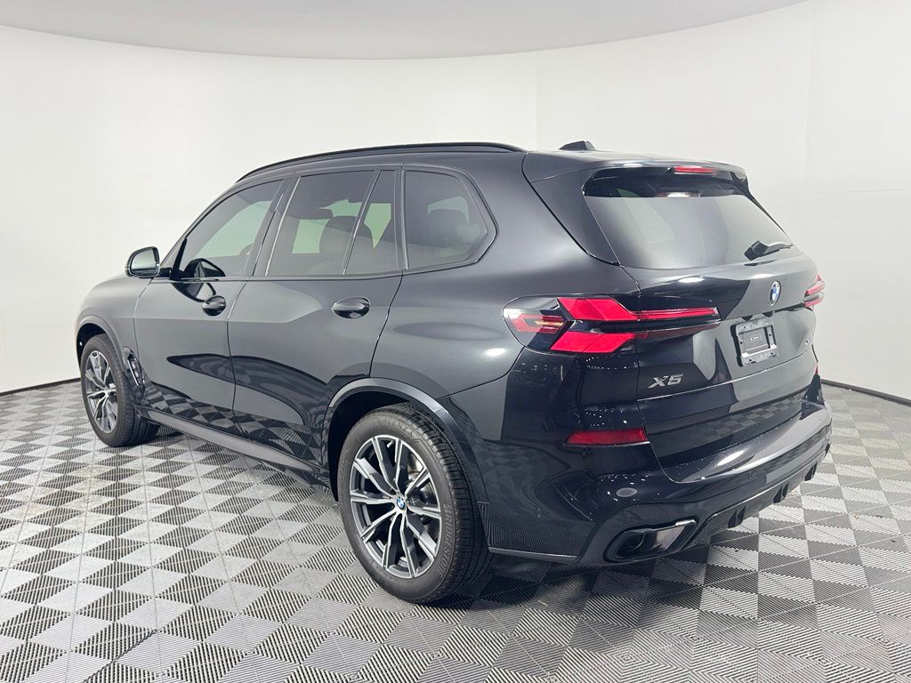 صورة 7 لـ 2026 BMW X5 XDRIVE40I