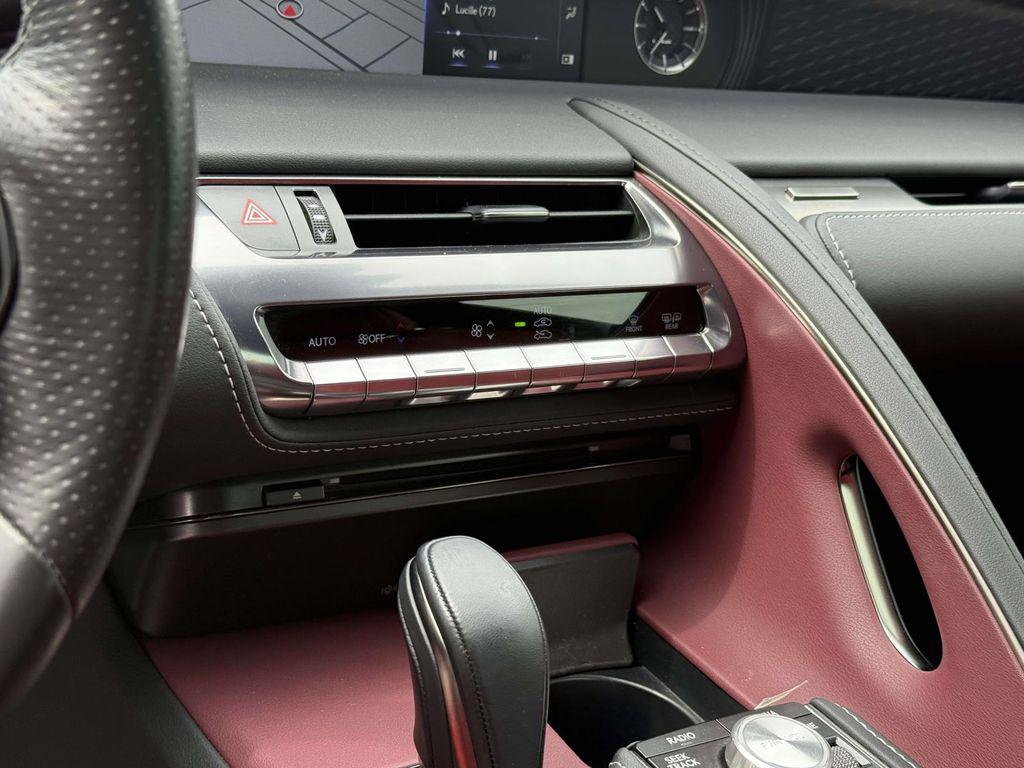 صورة مصغرة 18 لـ 2022 Lexus LC 500 BASE