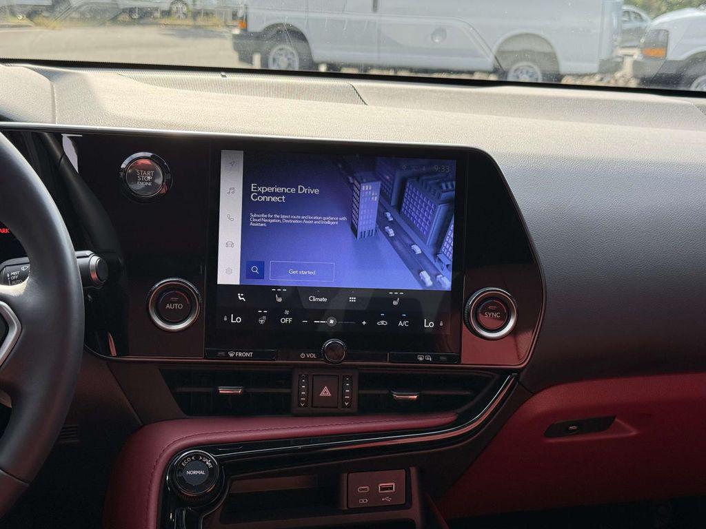 صورة 10 لـ 2025 Lexus NX 350 BASE