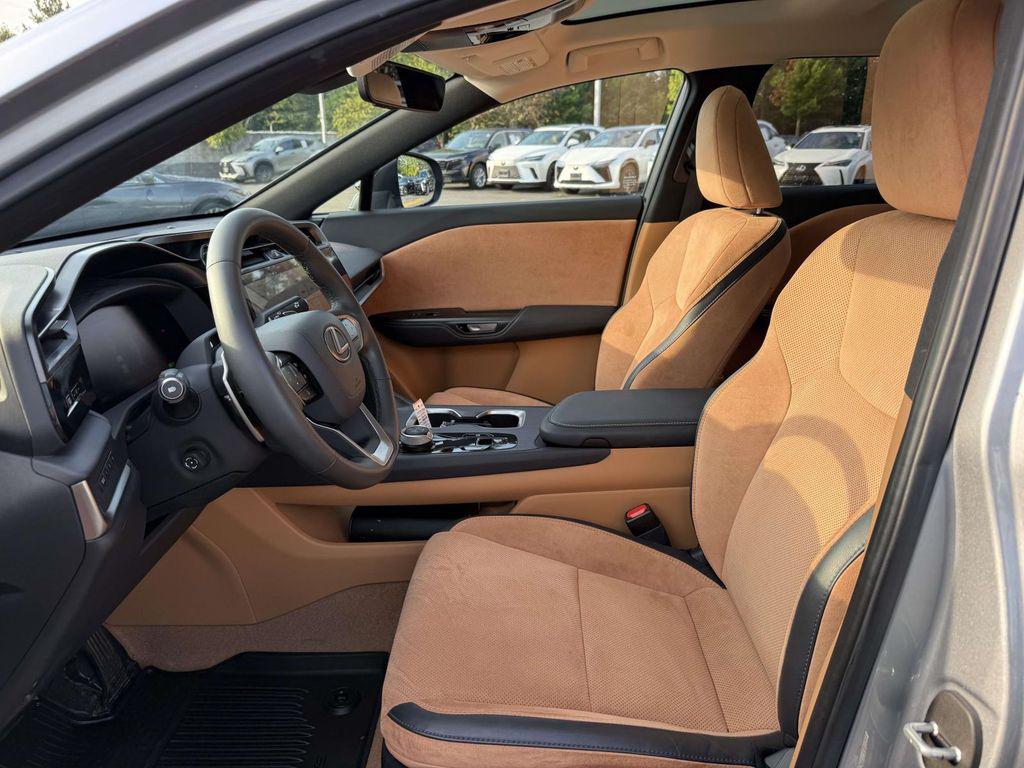 2023 Lexus RZ 450E LUXURY — фото 14