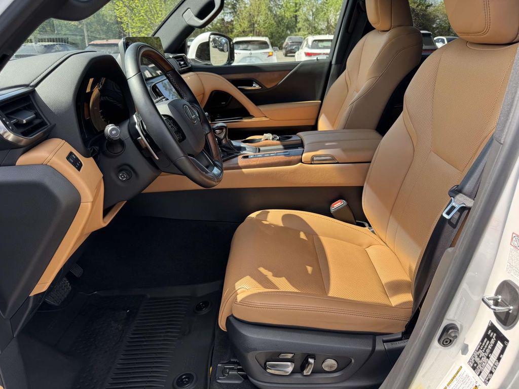 صورة مصغرة 13 لـ 2024 Lexus LX 600 LUXURY