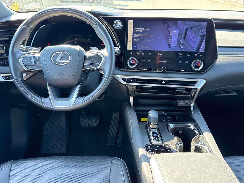 صورة 8 لـ 2024 Lexus RX 350 PREMIUM PLUS