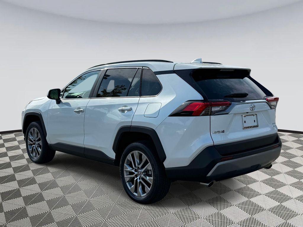 2023 Toyota RAV4 LIMITED photo 4