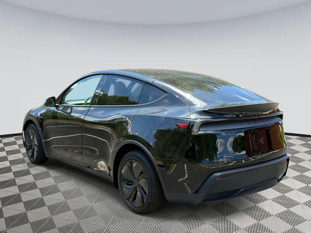 TESLA MODEL Y LONG RANGE - 4