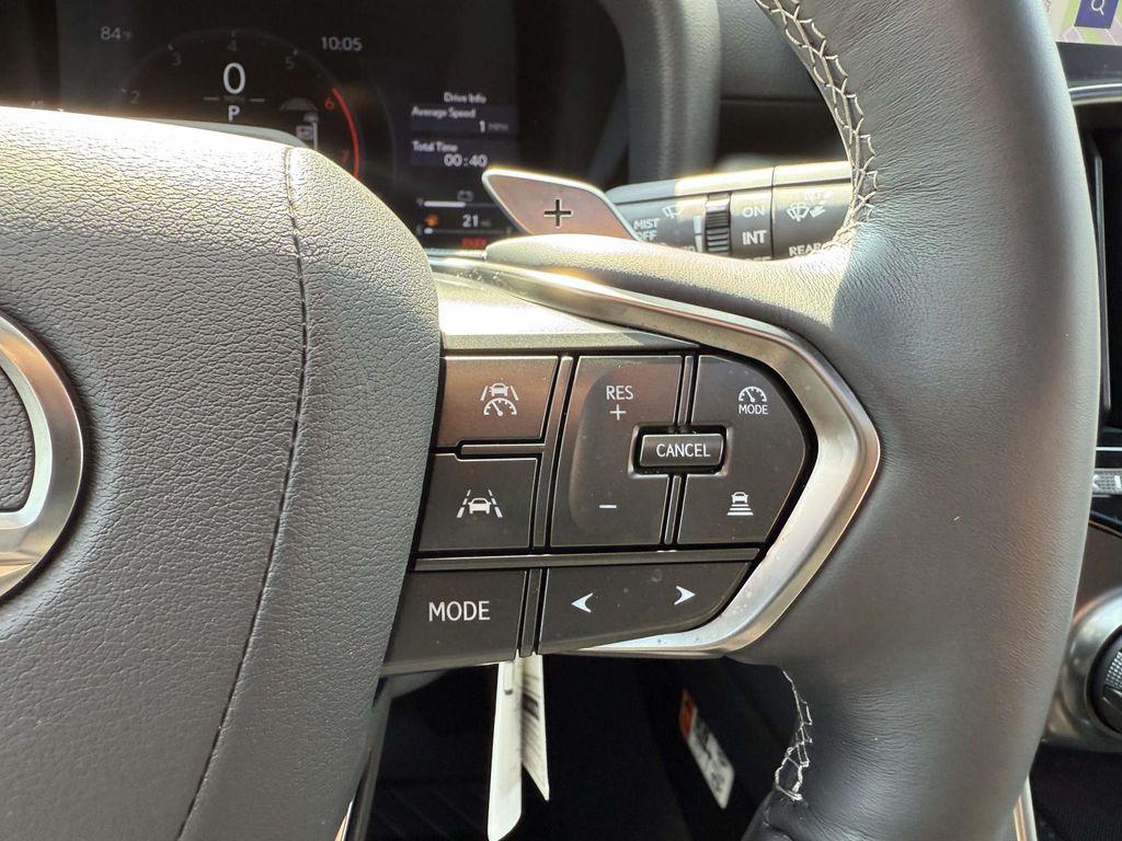 صورة مصغرة 21 لـ 2025 Lexus LX 700H LUXURY