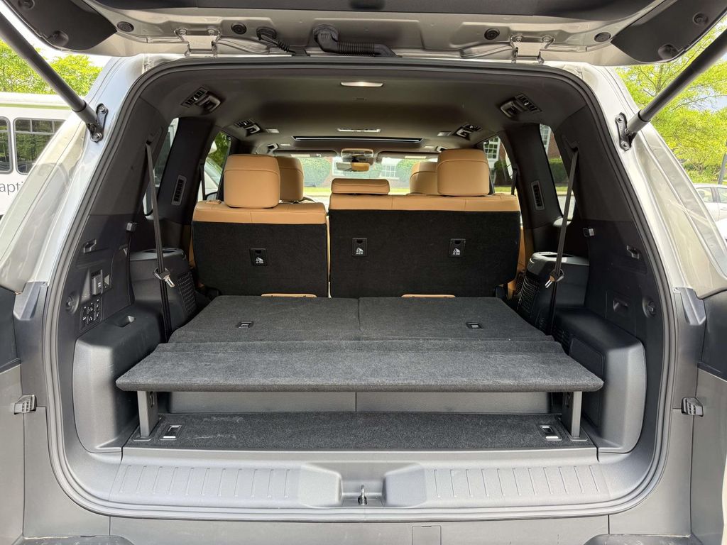 2025 Lexus LX 700H LUXURY 缩略图 29