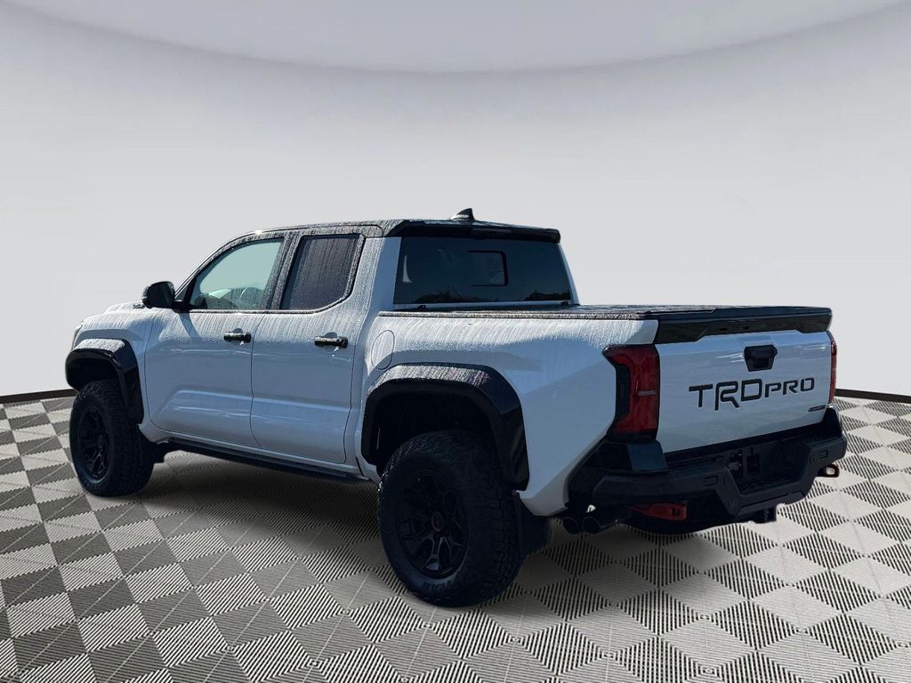 2024 Toyota TACOMA HYBRID TRD PRO — фото 4