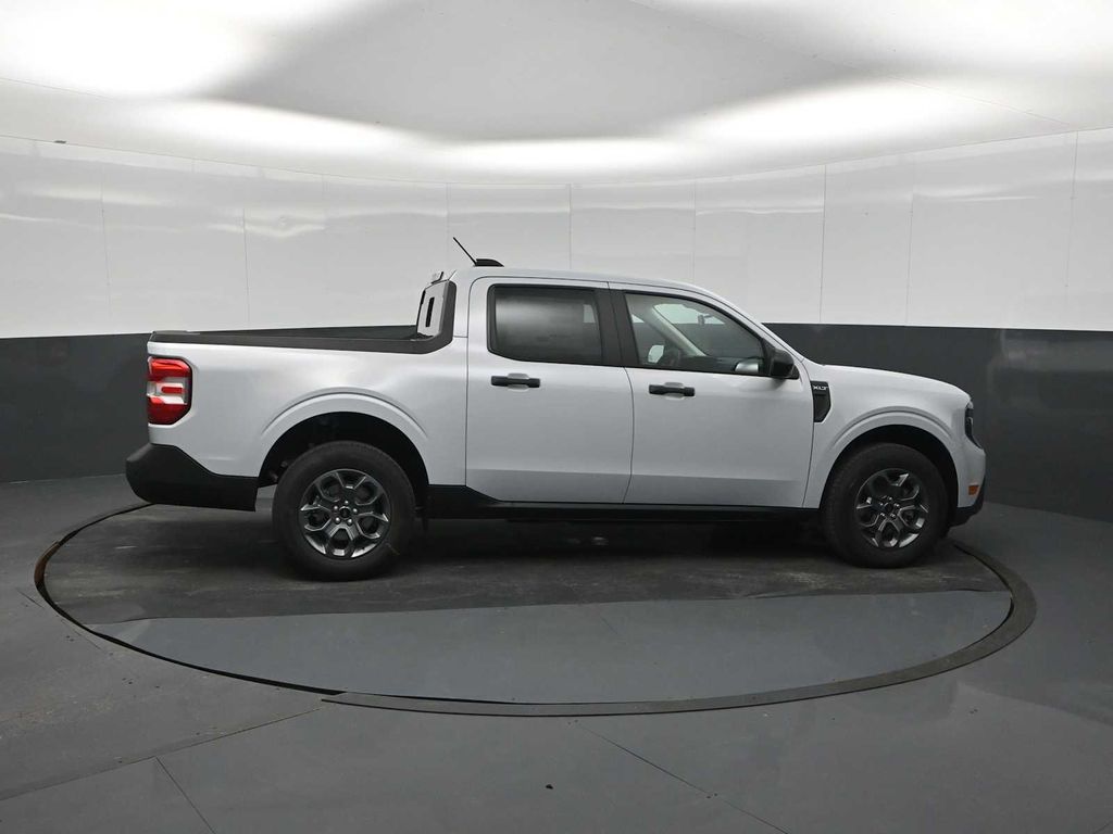 صورة 9 لـ 2026 FORD MAVERICK XLT