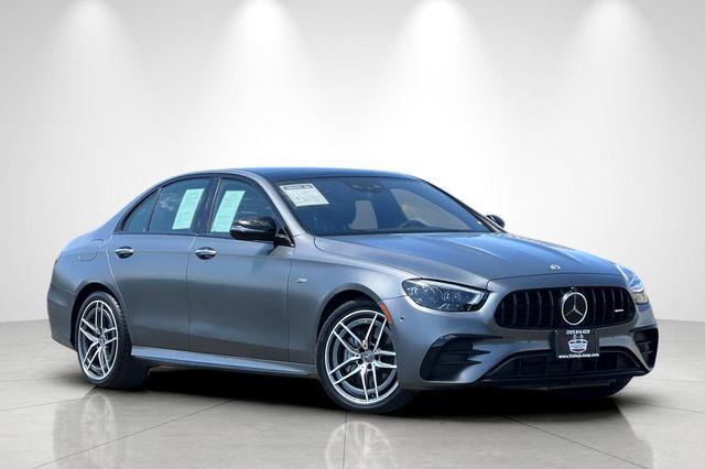 2022 Mercedes-BENZ AMG E 53 BASE 4MATIC — фото 2