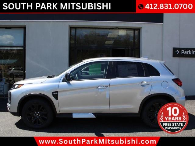 New 2027 Mitsubishi Outlander LE