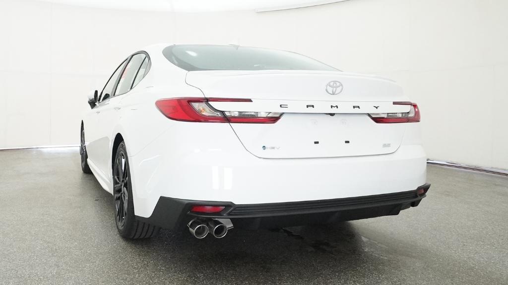 2026 Toyota CAMRY SE thumbnail 15