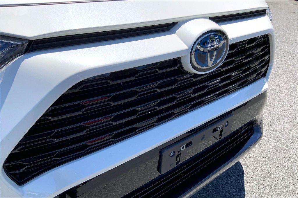 2022 Toyota RAV4 HYBRID SE 缩略图 30
