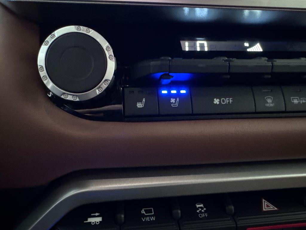 صورة مصغرة 24 لـ 2025 Toyota TUNDRA HYBRID 1794 EDITION