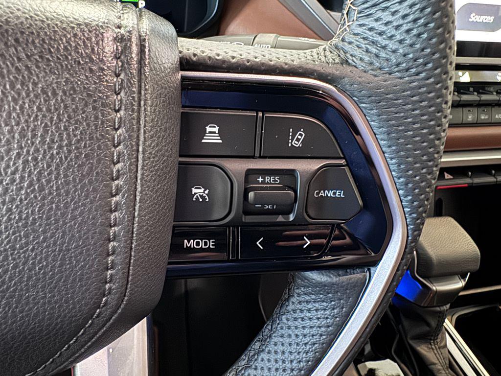 صورة مصغرة 16 لـ 2025 Toyota TUNDRA HYBRID 1794 EDITION