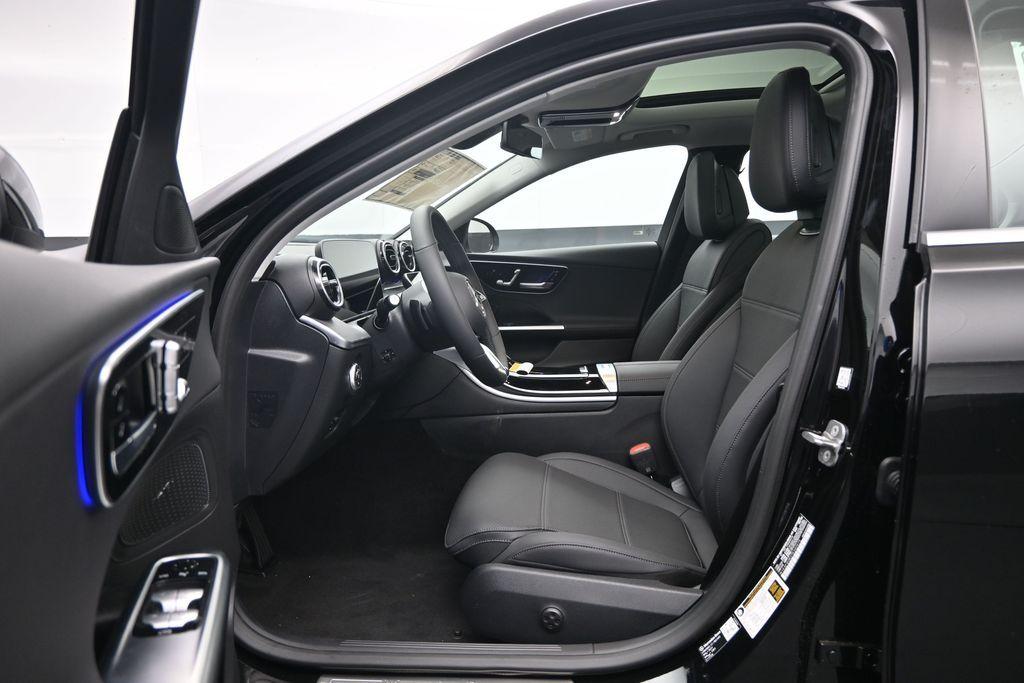 2026 Mercedes-BENZ C-CLASS 缩略图 16