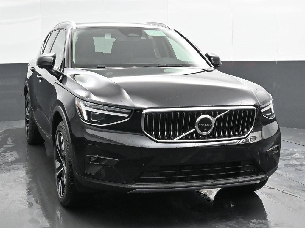 2025 Volvo XC40 B5 ULTRA BRIGHT THEME — фото 6