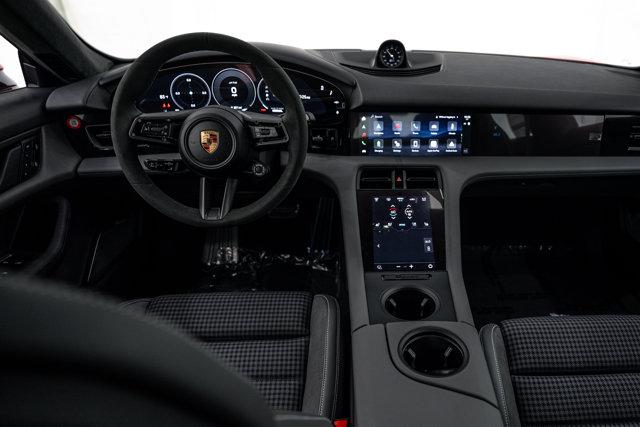 صورة مصغرة 13 لـ 2026 Porsche TAYCAN GTS