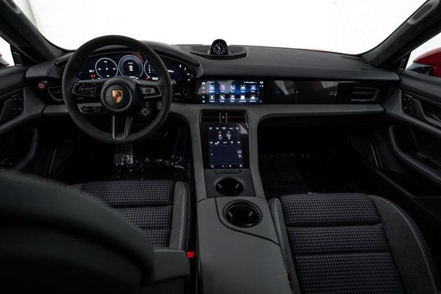 صورة مصغرة 14 لـ 2026 Porsche TAYCAN GTS