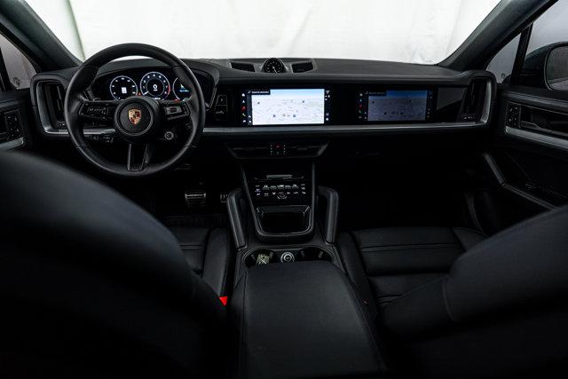 صورة مصغرة 13 لـ 2026 Porsche CAYENNE S COUPE AWD