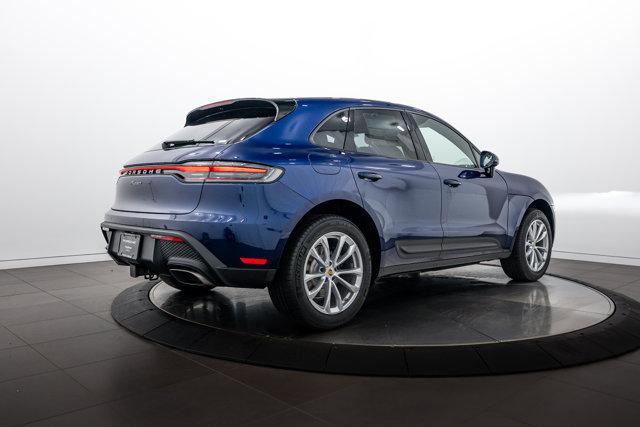 صورة 7 لـ 2026 Porsche MACAN BASE