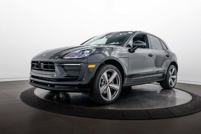 New 2026 Porsche Macan Base