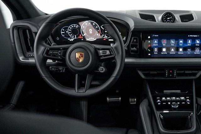 صورة 13 لـ 2026 Porsche CAYENNE S