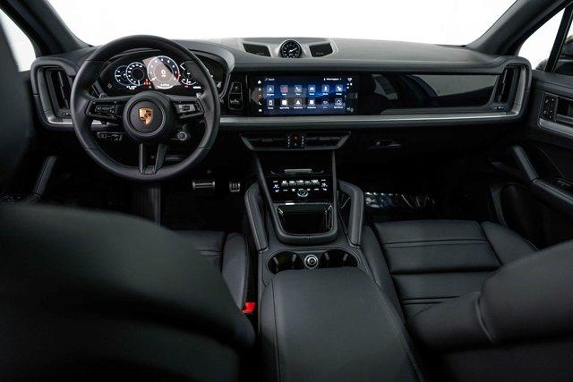 صورة 12 لـ 2026 Porsche CAYENNE S