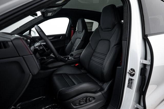 PORSCHE CAYENNE GTS - 5
