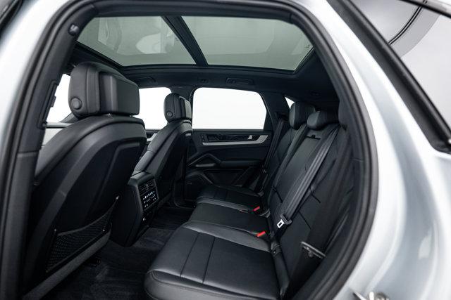 2026 Porsche CAYENNE 缩略图 23