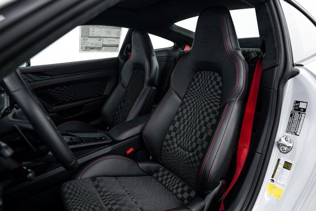 2026 Porsche 911 CARRERA 4 GTS 缩略图 18