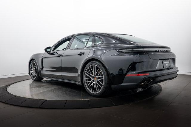 صورة 3 لـ 2026 Porsche PANAMERA 4