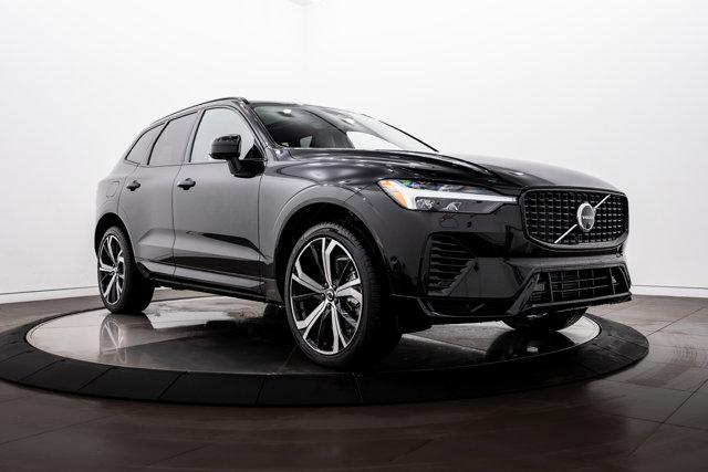 Isringhausen Imports of Illinois  2024 Volvo XC60 Recharge Plug-In Hybrid  Ultimate Black Edition Sport Utility