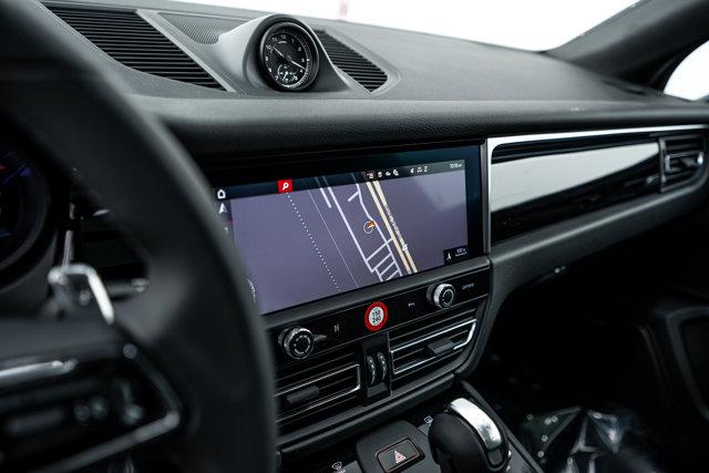 2026 Porsche MACAN — миниатюра 16