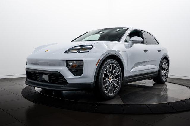 New 2026 Porsche Macan 4