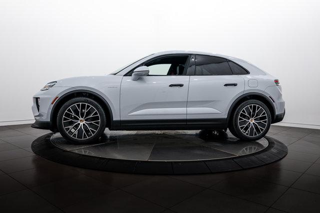 2026 Porsche MACAN 4 照片 2