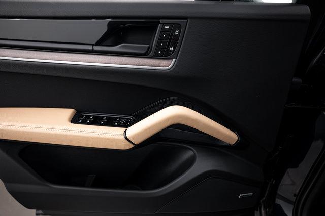 صورة مصغرة 18 لـ 2026 Porsche CAYENNE AWD