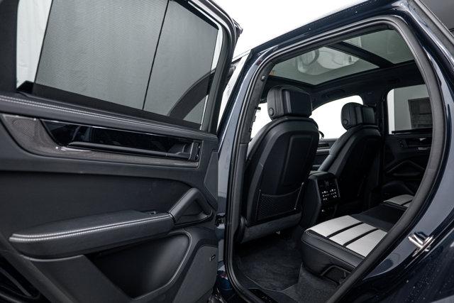 صورة مصغرة 23 لـ 2026 Porsche CAYENNE GTS